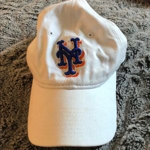 Mets white baseball cap